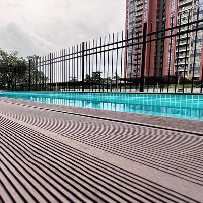 Εύκολη εγκατάσταση 40 ποδιών εμπορευματοκιβώτιο πισίνα με ακρυλικό παράθυρο και θερμό μπάνιο
